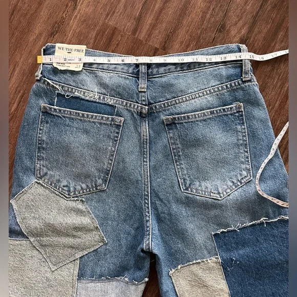 We The Free Bare With Me Jeans Rebel Hearts. Size 29